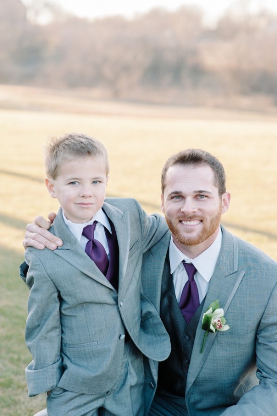 blue-and-ivory-shabby-chic-wedding