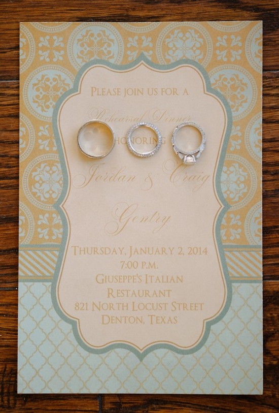 blue-and-ivory-shabby-chic-wedding