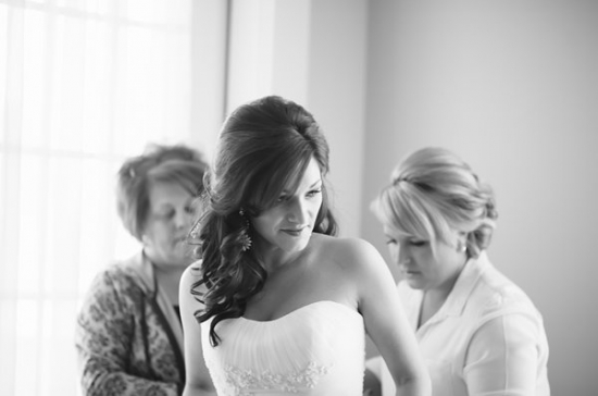 blue-and-ivory-shabby-chic-wedding