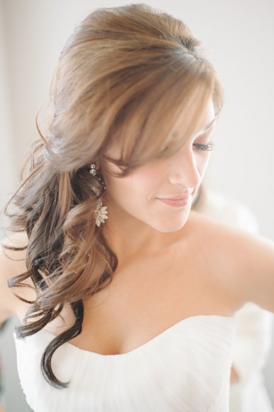 blue-and-ivory-shabby-chic-wedding