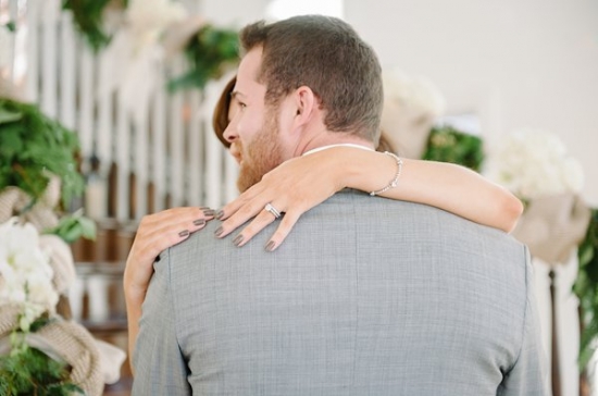 blue-and-ivory-shabby-chic-wedding