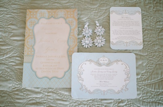 blue-and-ivory-shabby-chic-wedding
