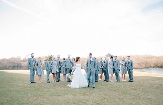 blue-and-ivory-shabby-chic-wedding