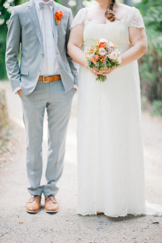 breezy-beautiful-picnic-wedding