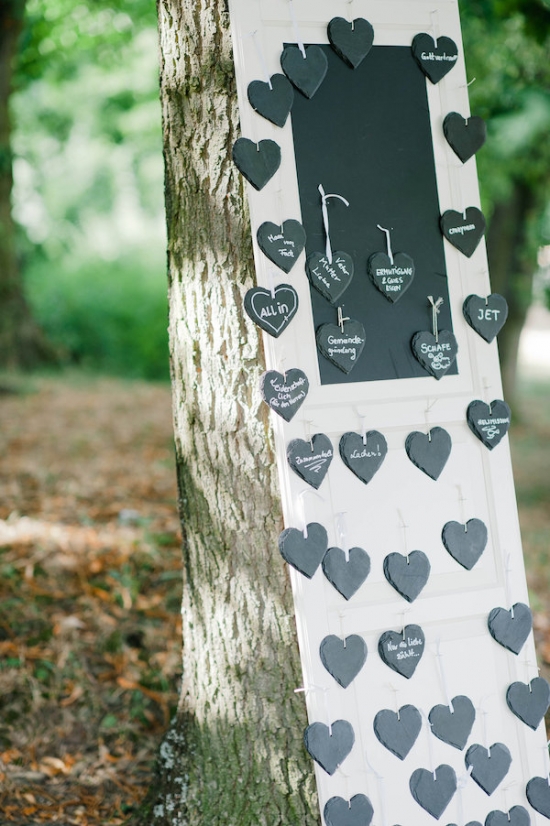 breezy-beautiful-picnic-wedding
