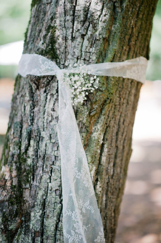 breezy-beautiful-picnic-wedding
