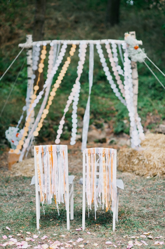 breezy-beautiful-picnic-wedding