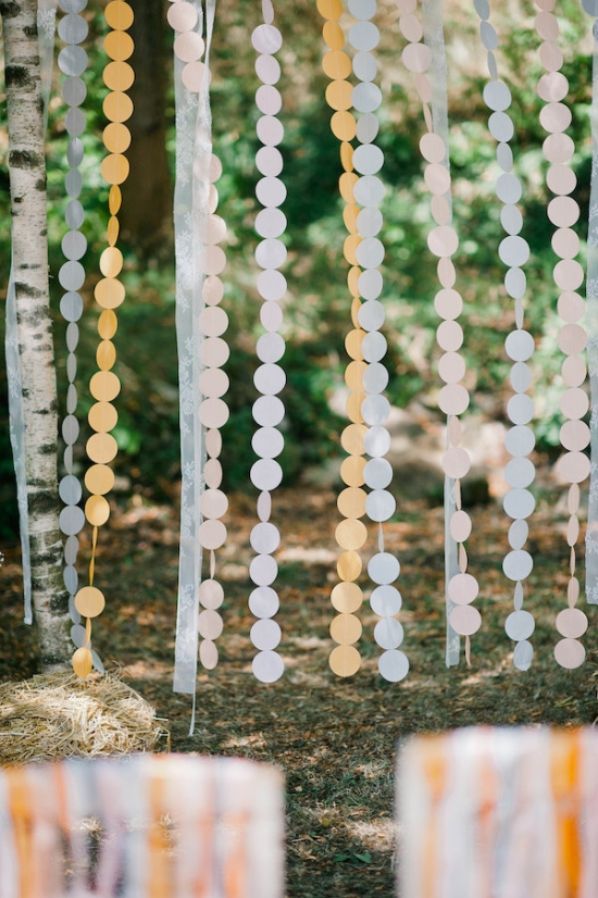 breezy-beautiful-picnic-wedding