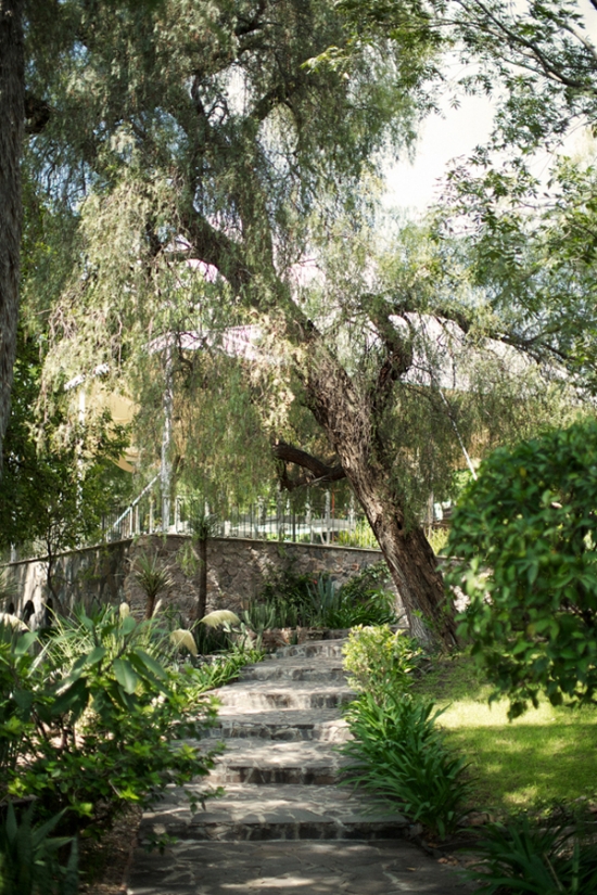 elegant-heirloom-estate-wedding-in