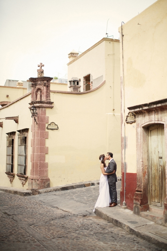 elegant-heirloom-estate-wedding-in