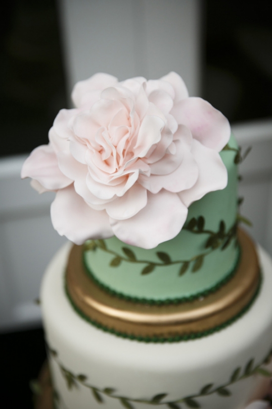 english-garden-wedding-ideas-inspired