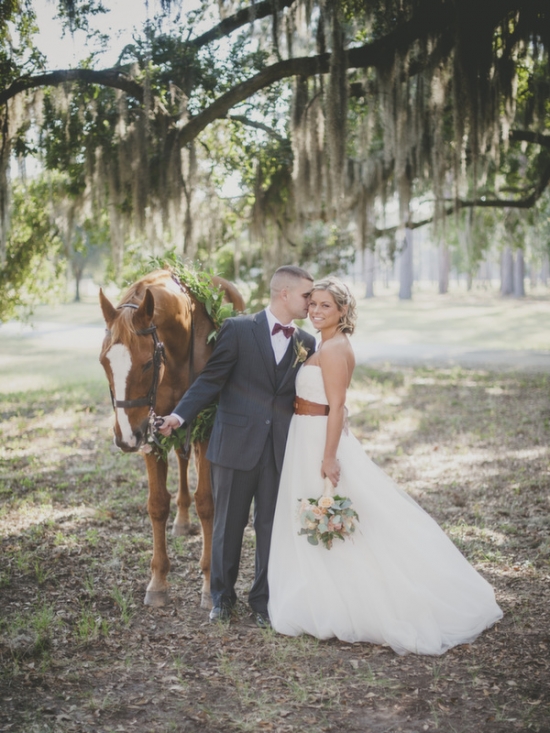 equestrian-themed-wedding-must-haves