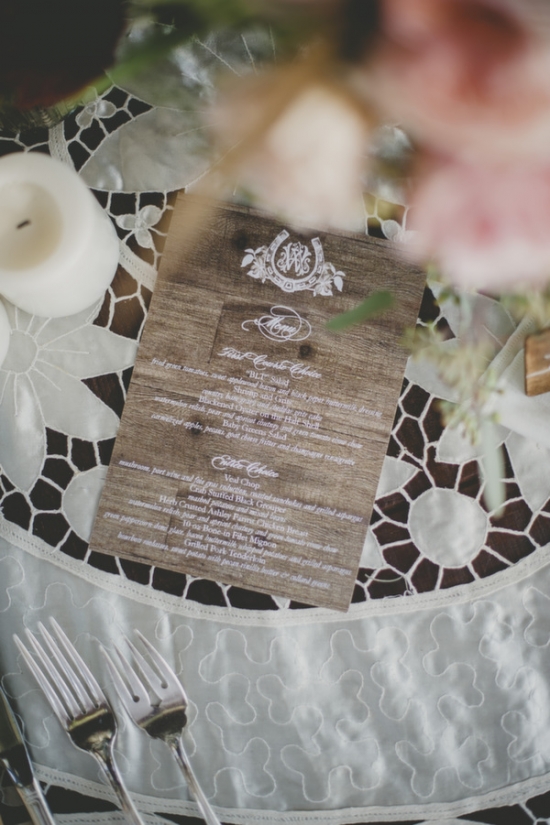 equestrian-themed-wedding-must-haves