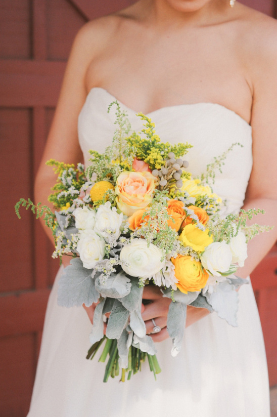 yellow and grey wedding bouquet