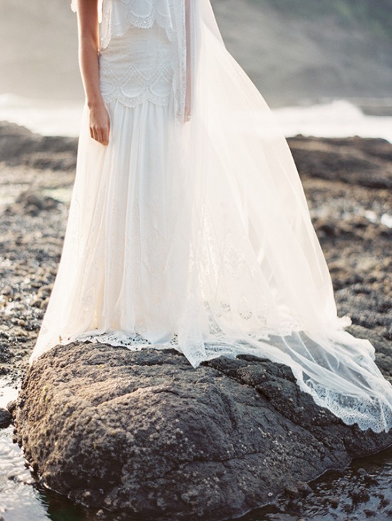 magnolia-rouge-newest-issue-beach
