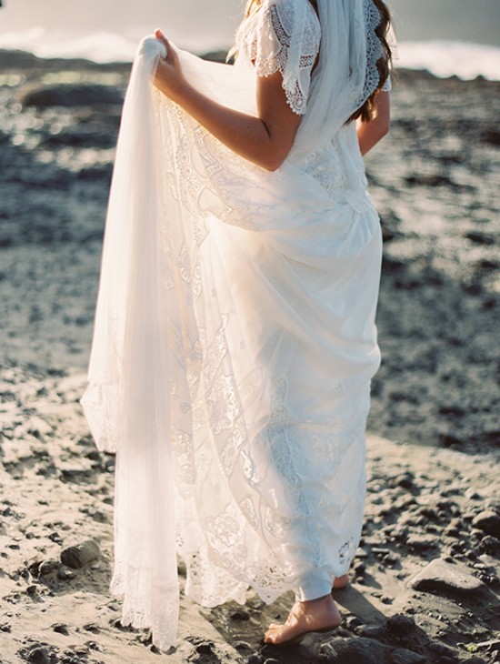 magnolia-rouge-newest-issue-beach