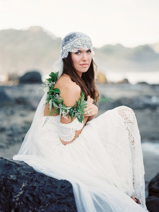magnolia-rouge-newest-issue-beach