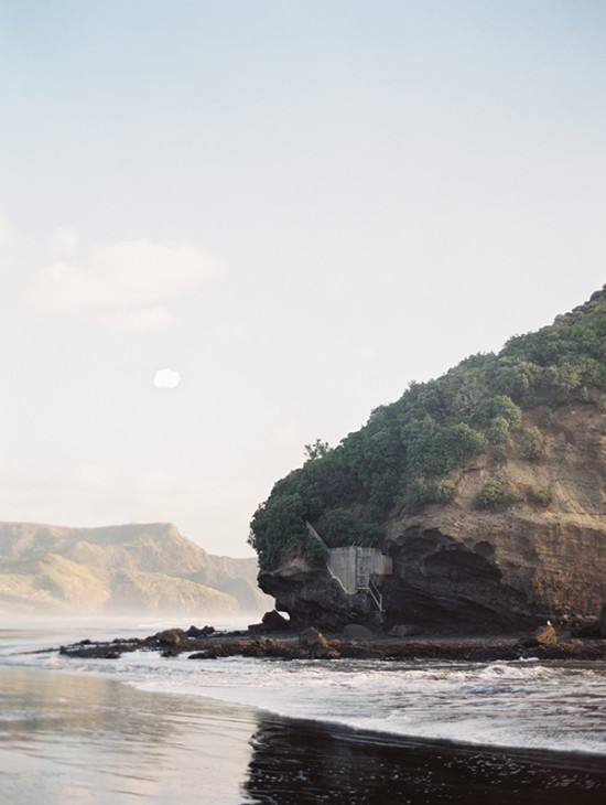 magnolia-rouge-newest-issue-beach