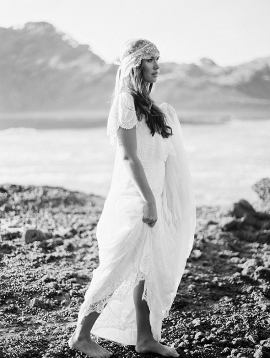 magnolia-rouge-newest-issue-beach