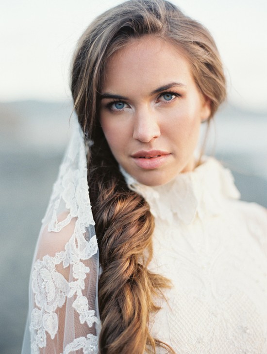 magnolia-rouge-newest-issue-beach
