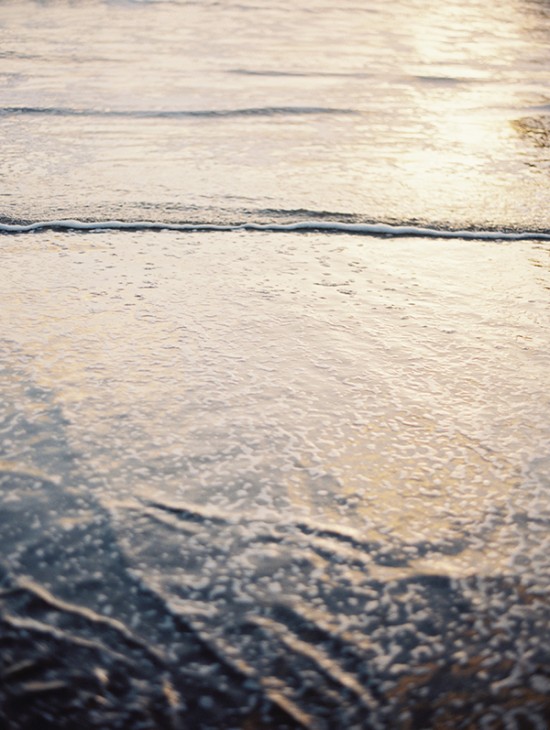 magnolia-rouge-newest-issue-beach