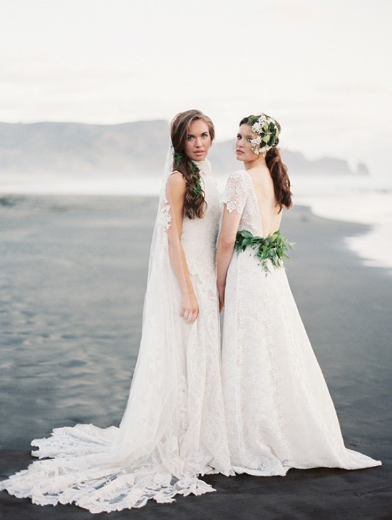 magnolia-rouge-newest-issue-beach