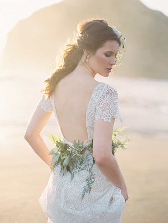 magnolia-rouge-newest-issue-beach