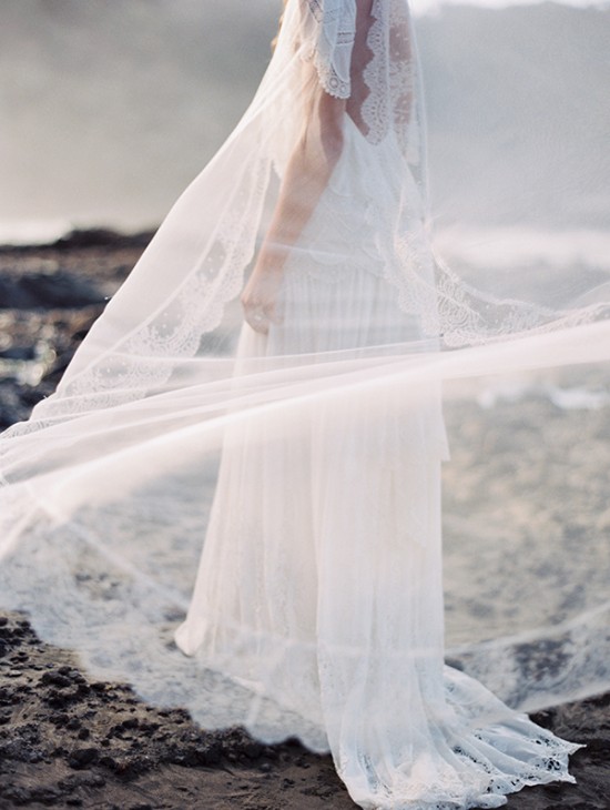 magnolia-rouge-newest-issue-beach