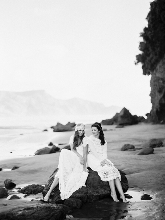 magnolia-rouge-newest-issue-beach