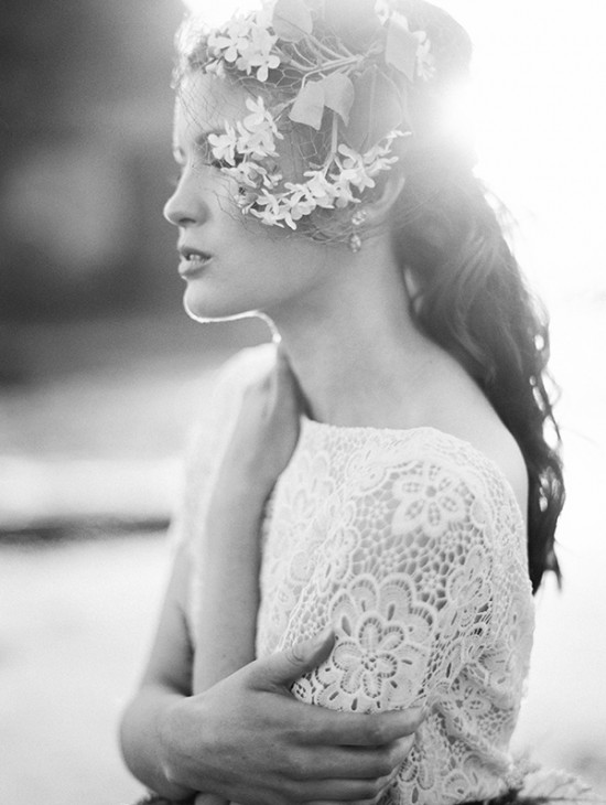 magnolia-rouge-newest-issue-beach