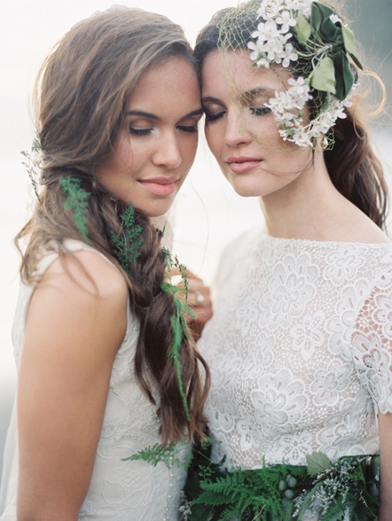 magnolia-rouge-newest-issue-beach