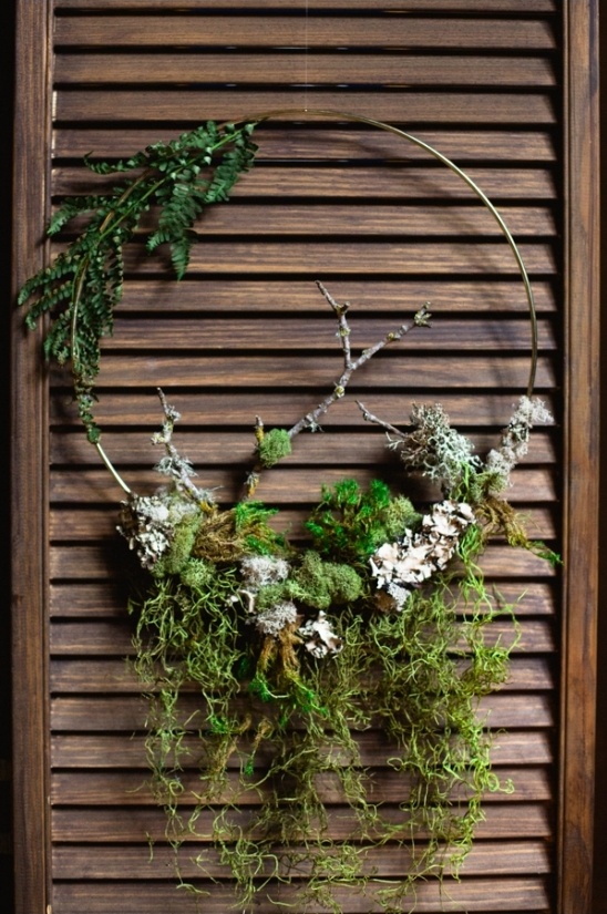 rustic moss wreath