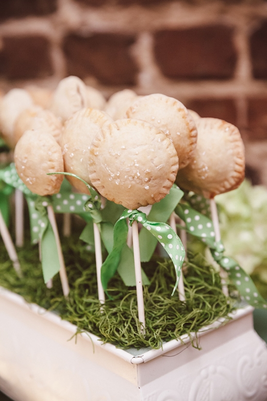 navy-and-green-southern-wedding