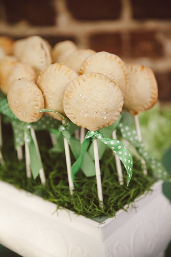 navy-and-green-southern-wedding