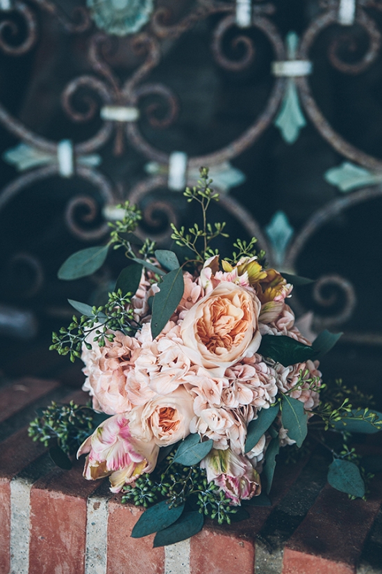 pastel-pink-wedding-at-the-adamson-house