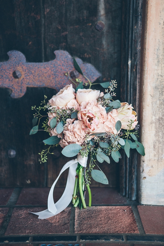 pastel-pink-wedding-at-the-adamson-house