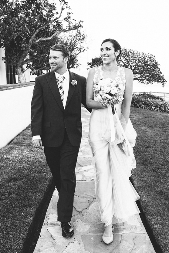 pastel-pink-wedding-at-the-adamson-house