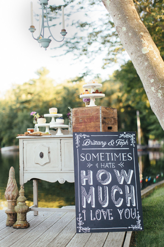 romantic-wedding-on-the-docks