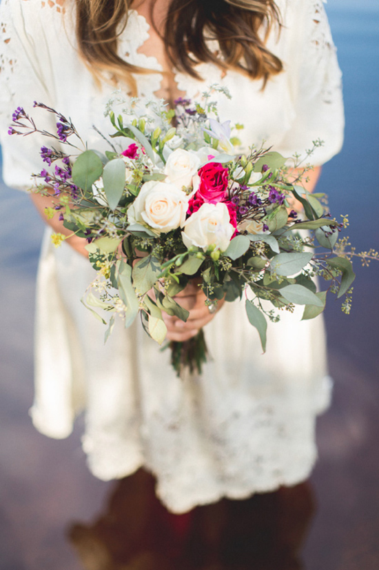 romantic-wedding-on-the-docks