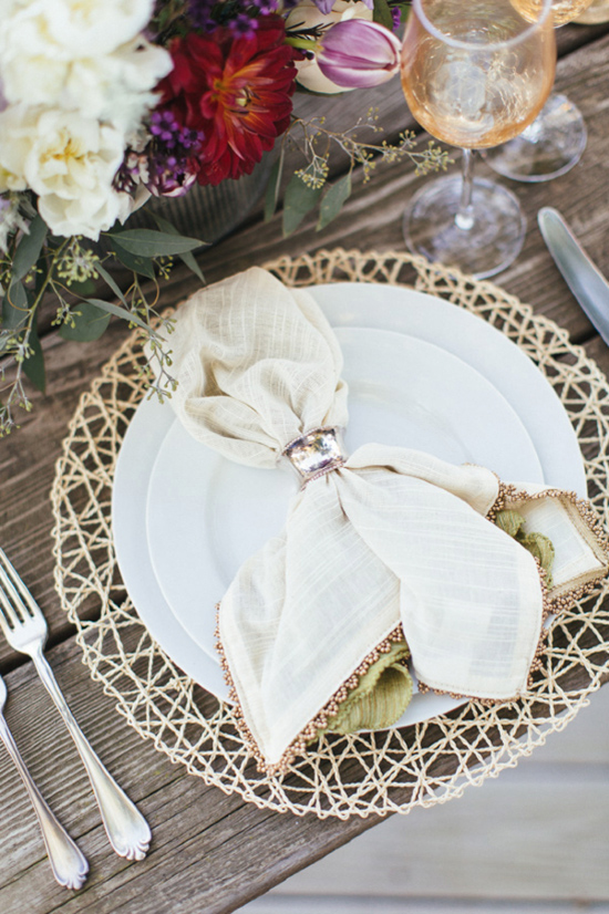 romantic-wedding-on-the-docks