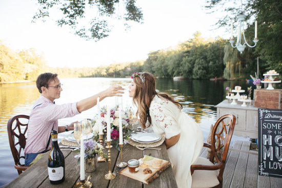 romantic-wedding-on-the-docks