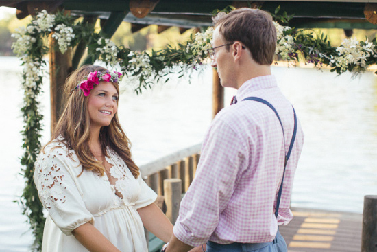 romantic-wedding-on-the-docks