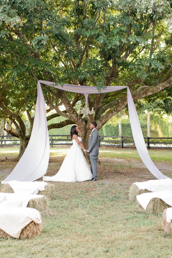 rustic-lush-lavender-wedding
