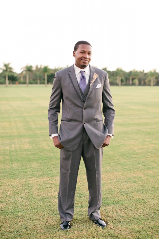 rustic-lush-lavender-wedding