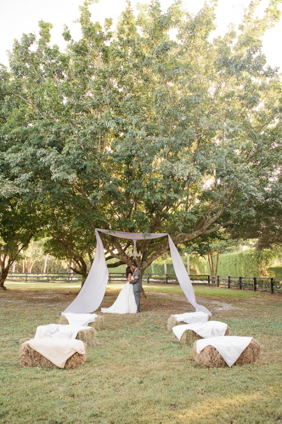rustic-lush-lavender-wedding