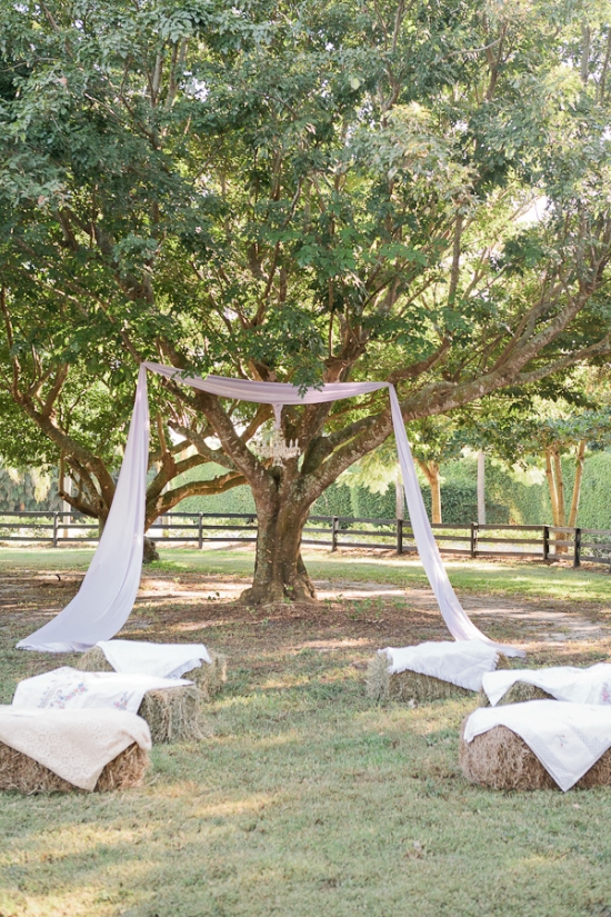 rustic-lush-lavender-wedding