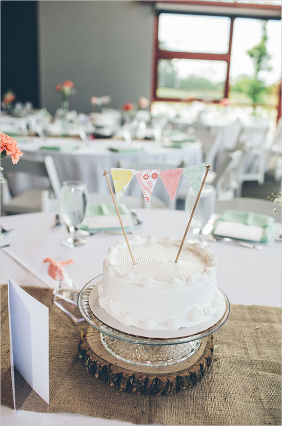 mini wedding cake