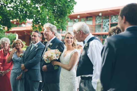 to-smash-or-not-to-smash-a-wedding