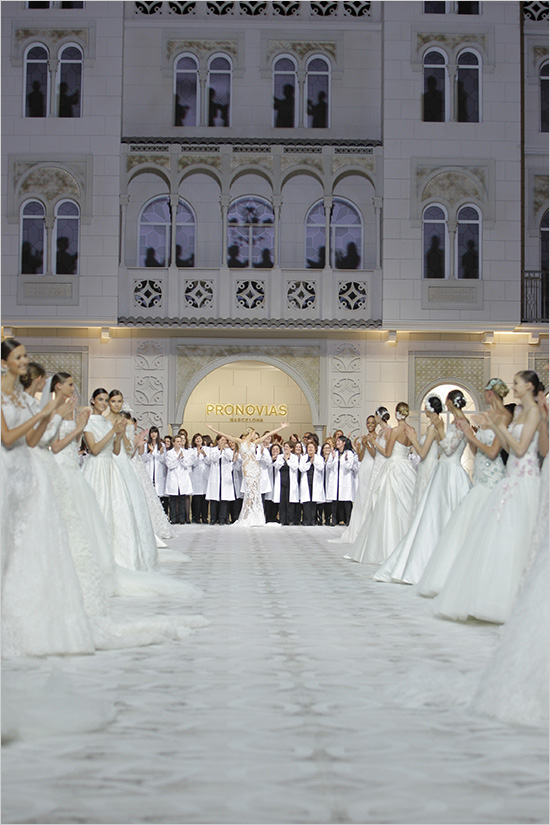 2015-pronovias-bridal-show-in