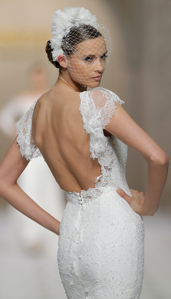 backless wedding gown from 2015 Pronovias